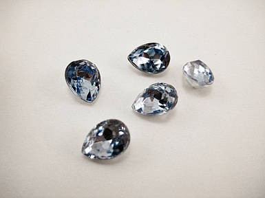 Стрази камені для прикрашання предметів / Крапля / Колір блакитний / 6*8 мм