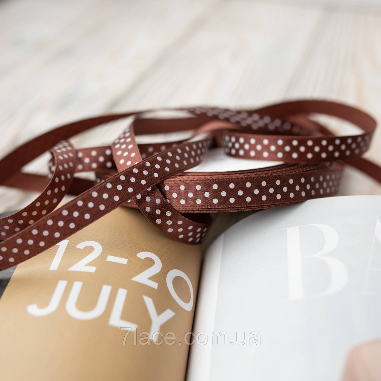 Стрічка атласна в горошок/колір коричневий/ширина 1,0 см/бобіна 23 м, фото 1