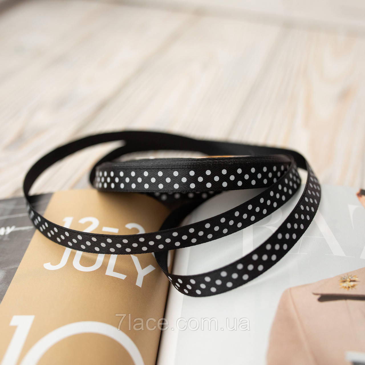 Стрічка атласна в горошок/колір чорний/ширина 1,0 см/бобіна 23 м, фото 1