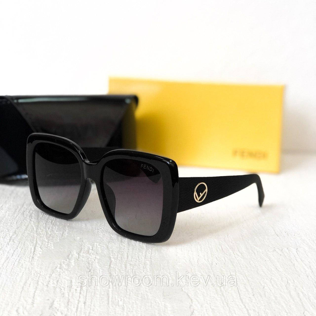 Жіночі сонцезахисні окуляри з поляризацією Fendi (2019) black