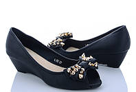 Туфли женские черные с открытым носком на танкетке, размеры 36,37,38,39