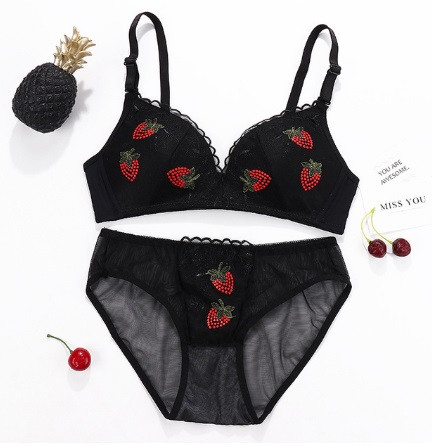 Комплект жіночої спідньої білизни "Полуничка", фото 1