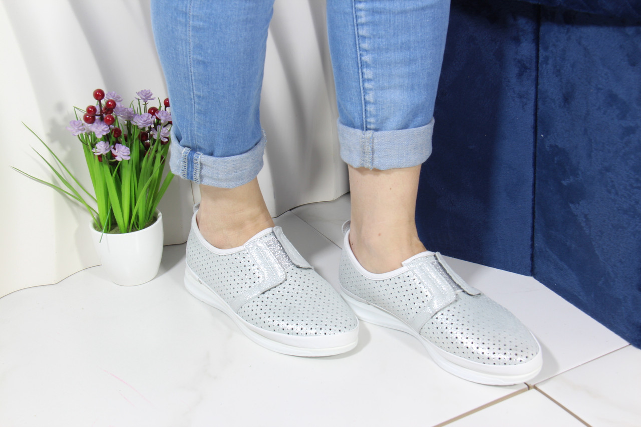 Мокасини жіночі Aras Shoes K6-14202-WHITE біла шкіра низький хід 37