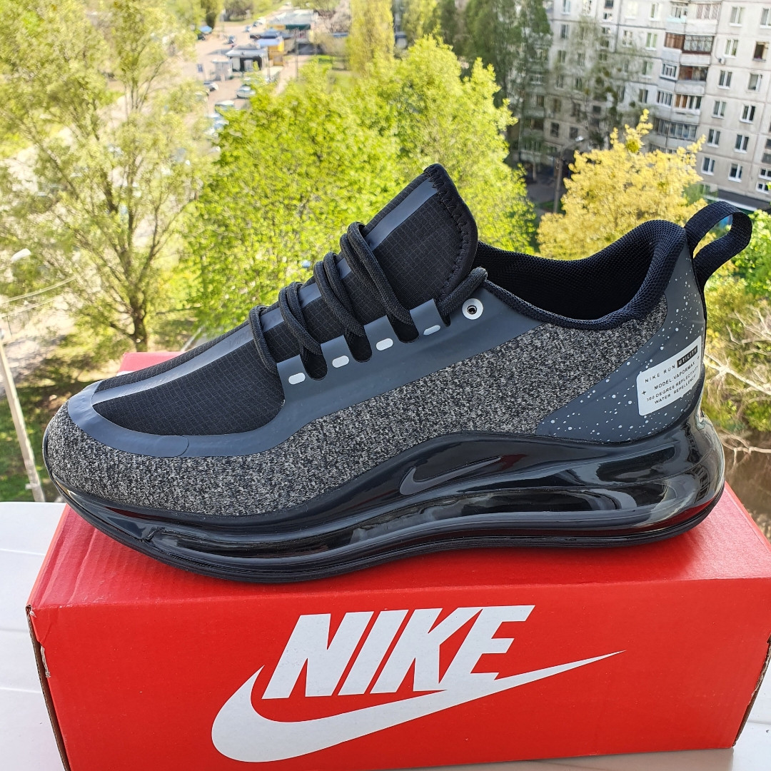 Кросівки чоловічі Nike Airmax 720 сірі чорні
