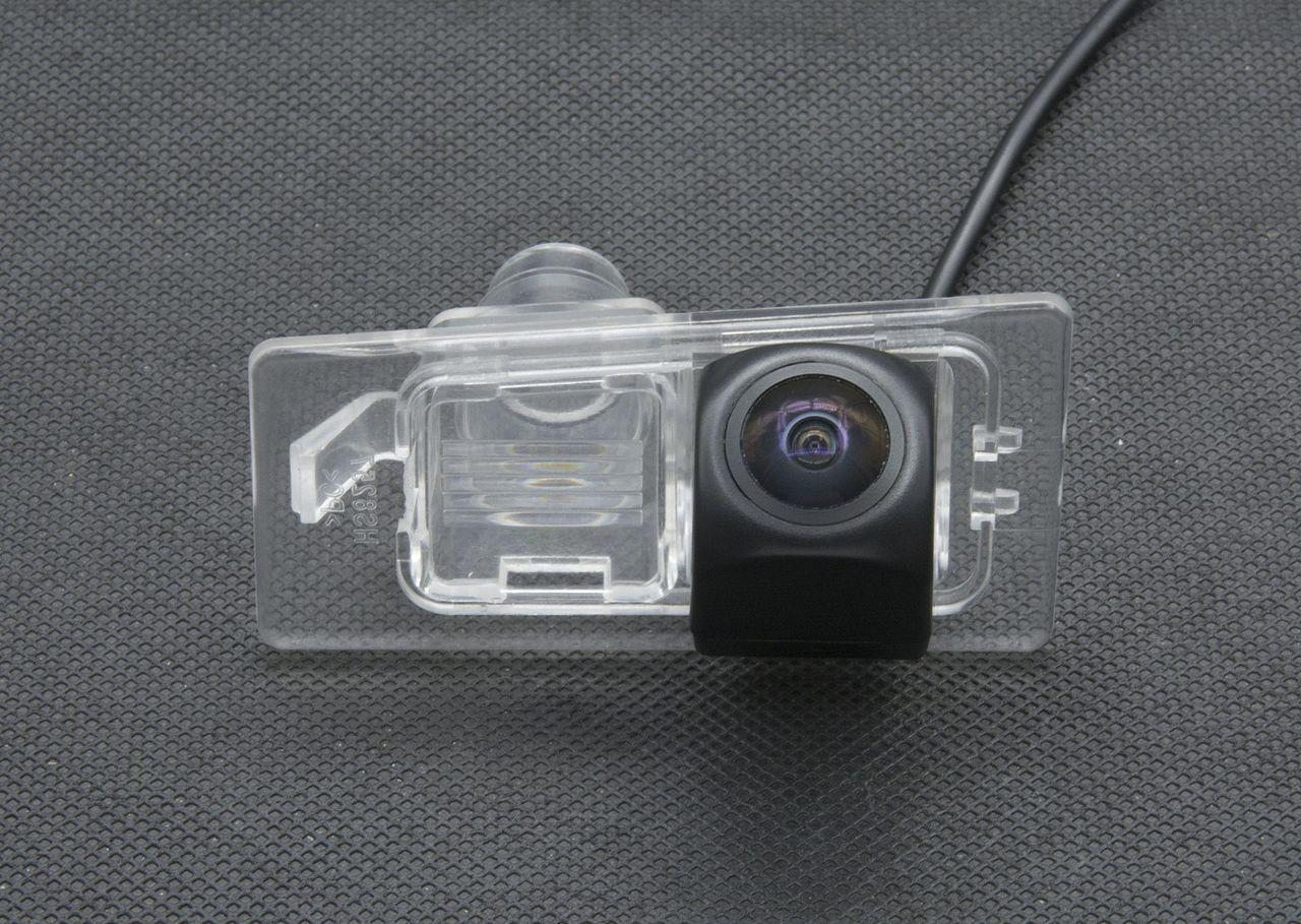 Штатна камера заднього виду Hyundai Elantra, Kia Ceed AHD