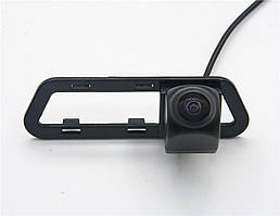 Штатна камера заднього виду Nissan Tiida 2011-2014 AHD