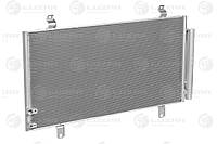 Радиатор кондиционера с ресивером Toyota Camry (XV50) (11-) (LRAC 1940) LUZAR 8846033140 8846006230