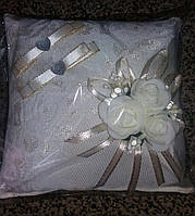 Весільна подушка для обручок "Квадрат" (в асортименті)