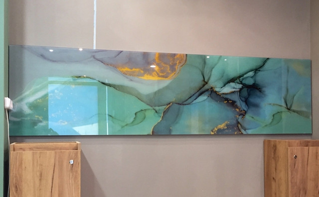 steklyannoye-panno-imitatsiya-kamnya