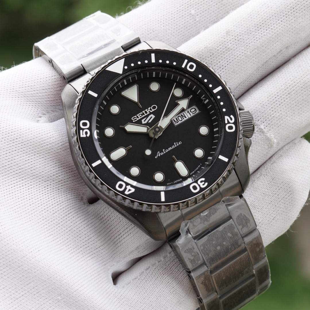 Чоловічий годинник Seiko 5 Sports SRPD65 Automatic