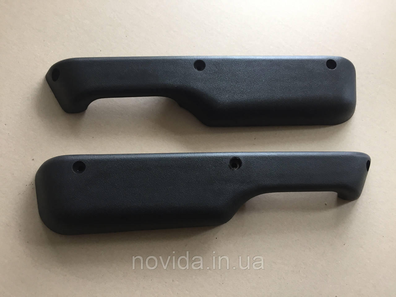 Ручка обшивки дверей з підлокітником КАМАЗ ЄВРО 53205-6101048/49, фото 1