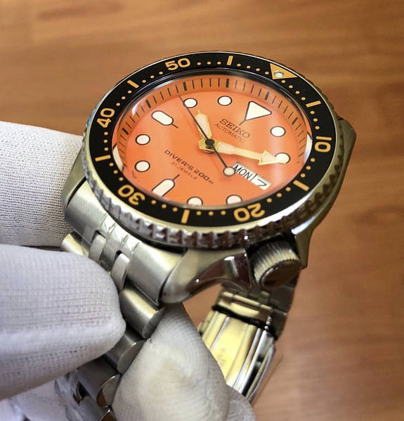 Seiko skx011j2 best sale