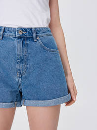 Жіночі шорти