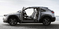 200 км на одному заряді: електрокросовер Mazda MX-30 пішов у серію