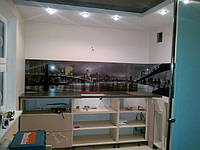 Стеклянная панель для кухни город купить в Севастополе