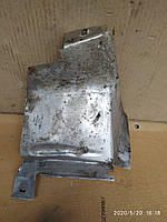 Кожух тепловий щит кермової рейки Audi A4 B5 8D0422703F