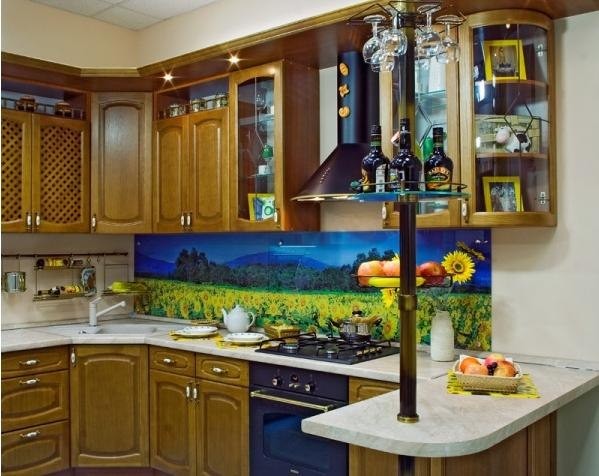 Робоча стінка з скла соняшники купити в Євпаторії