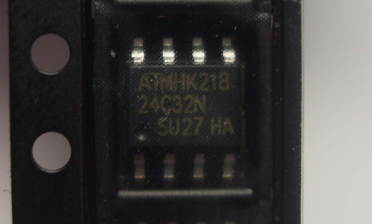 24C32 AT24C32 Память EEPROM SOIC smd (ATMHK218 24C32N SU27 D AT24C32N 24C32N AT24N32) 2-Wire Serial EEPROM