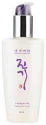 Сироватка для волосся, що відновлює Daeng Gi Meo Ri Vitalizing Hair Serum 140 ml
