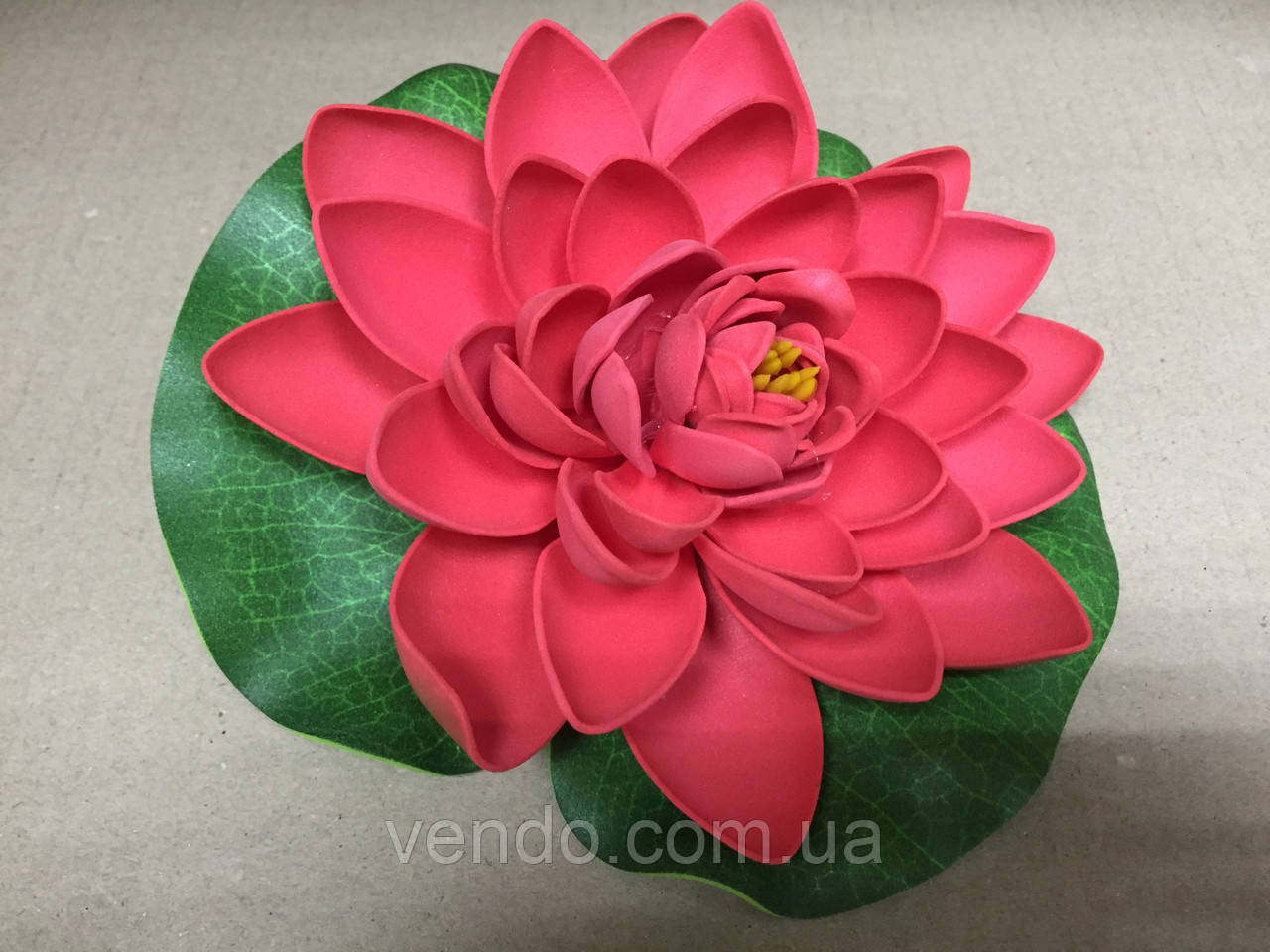 Цветок Лотоса декоративный плавающий 17х17х5 красный - фото 1 - id-p1005738605