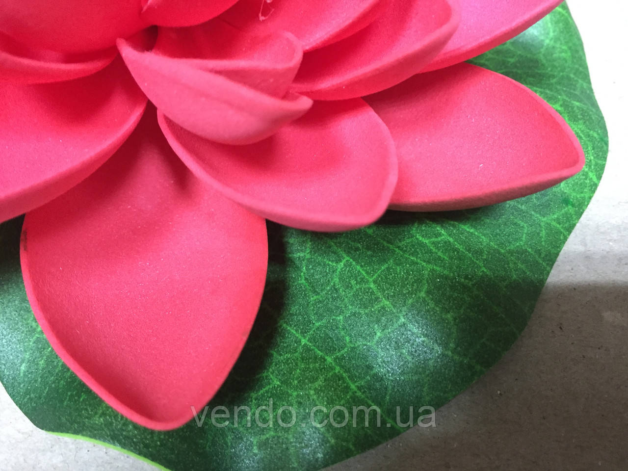 Цветок Лотоса декоративный плавающий 17х17х5 красный - фото 2 - id-p1005738605