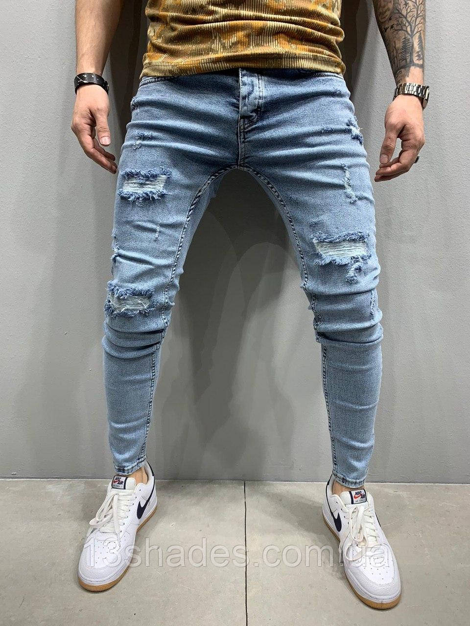 Джинси чоловічі вузькі рванки з нашивкою Slim Fit слім фіт блакитний Київ
