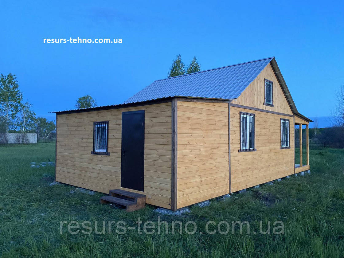 Каркасний будинок дачний 6,0 м х 6,0 м із хозблоком і терасою