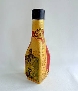 Декоративна пляшка ручної роботи в техніці декупаж "Сакура"