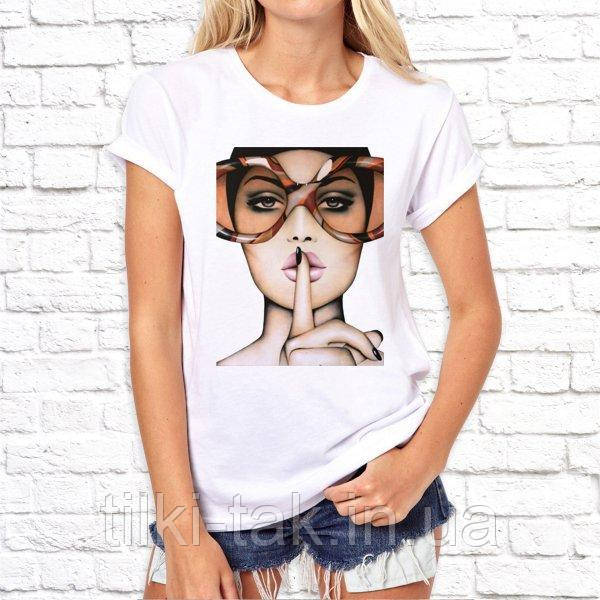 Жіноча футболка жіноча з принтом "Мовчи"