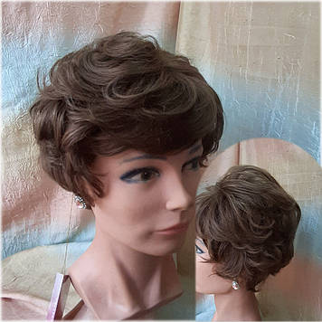 Перука з натурального волосся пишний русий 550V HH-8