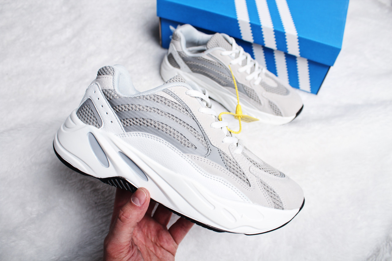 Кросівки чоловічі Adidas Yeezy 700 Boost (Розмір:41), фото 1