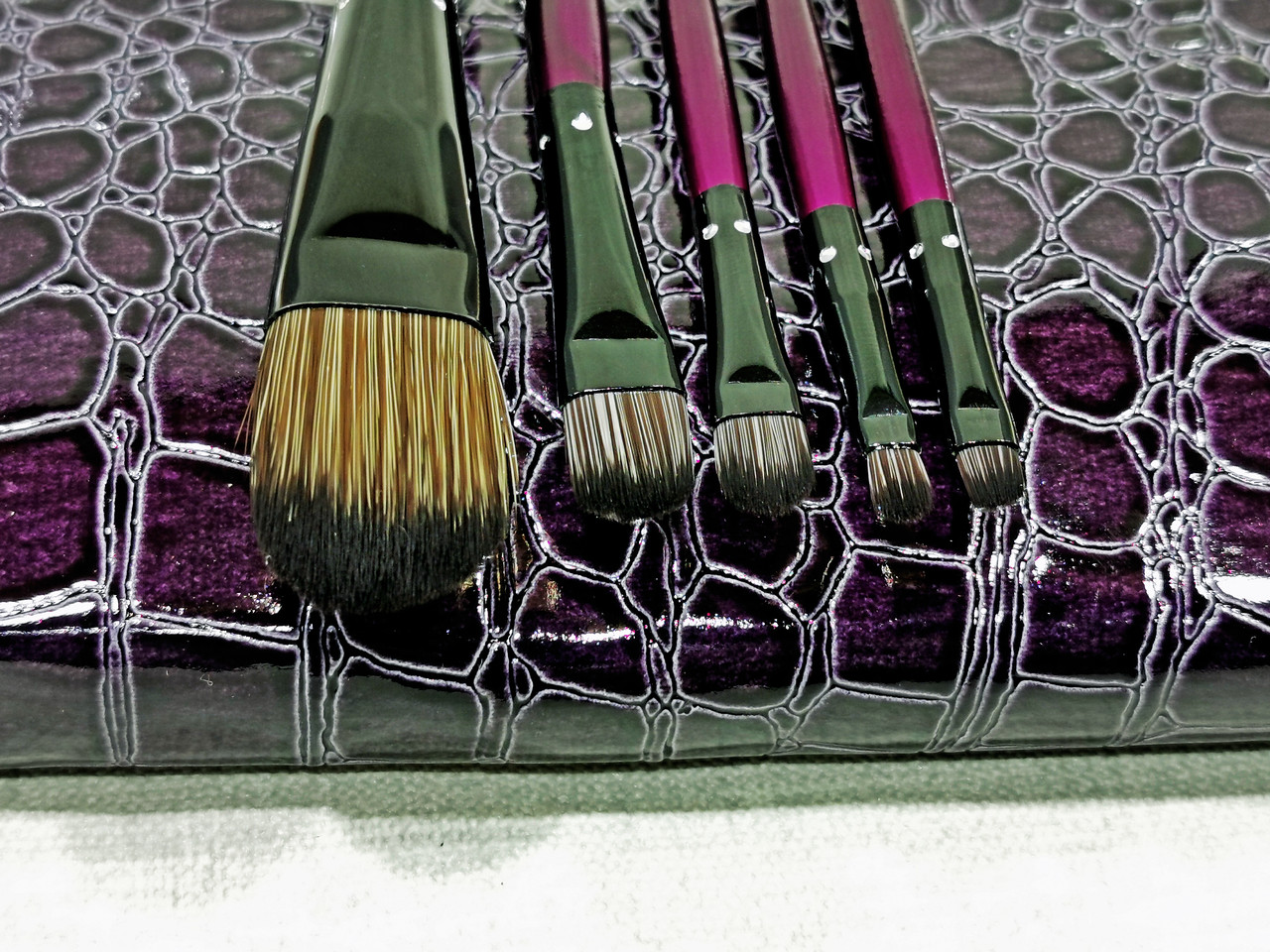 РАСПРОДАЖА!!! Набор кистей для макияжа в кошельке 8 (Фиолетовый) - фото 10 - id-p926647980