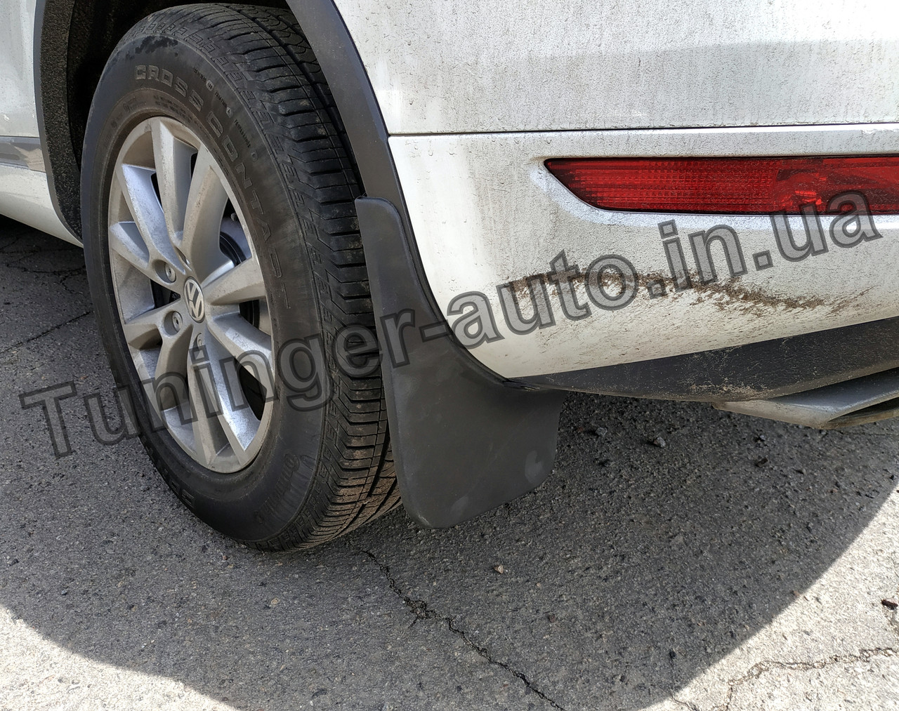 Бризковики Volkswagen Touareg 2010-2015 (Комплект)