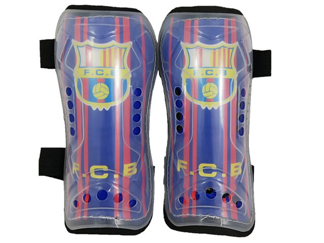 Щитки футбольні BARCELONA FB-2523 Щитки футбольні BARCELONA FB-2523
