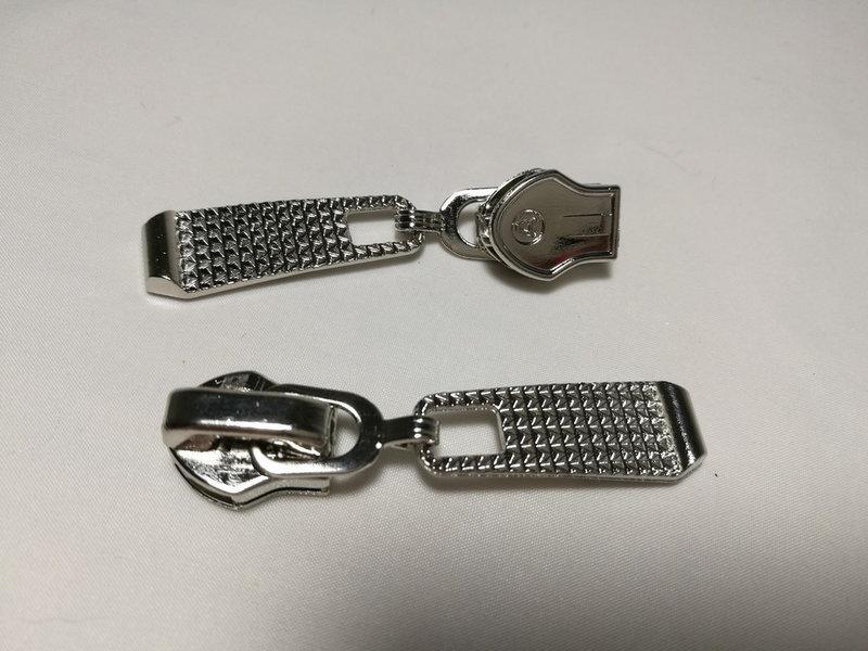 Бігунок для блискавки спіраль No7 арт15, сріблястий, фото 1