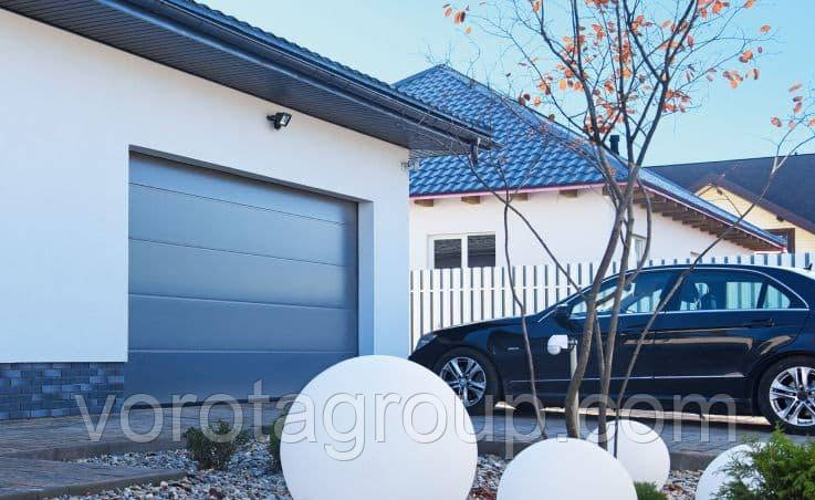 Гаражні ворота Alutech Prestige 2800 ширина * висота 2300