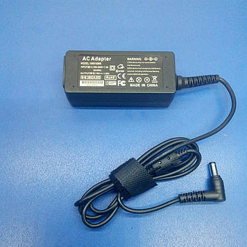 Зарядний пристрій Toshiba 19V1.58A 5.5x2.5 30w