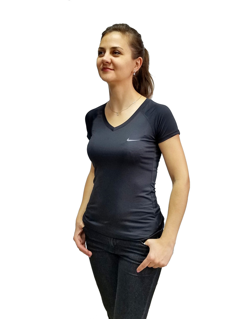 Жіноча спортивна футболка Nike