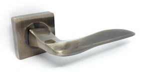 KEDR Дверна ручка NEW KEDR R08.690-AL-AB