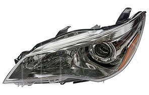 Права фара TOYOTA CAMRY XV50 14-17 USA