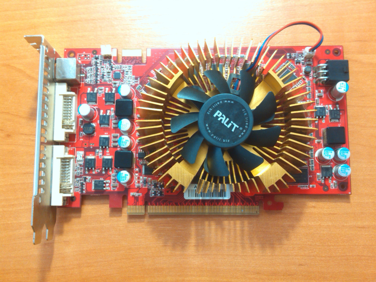 Palit 9600 GT 1GB 256bit GDDR2 PCI-E Гарантія!