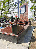 Пам'ятник з лезниківського граніту