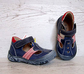 Дитячі відкриті туфлі розмір 22 b&g №17-555
