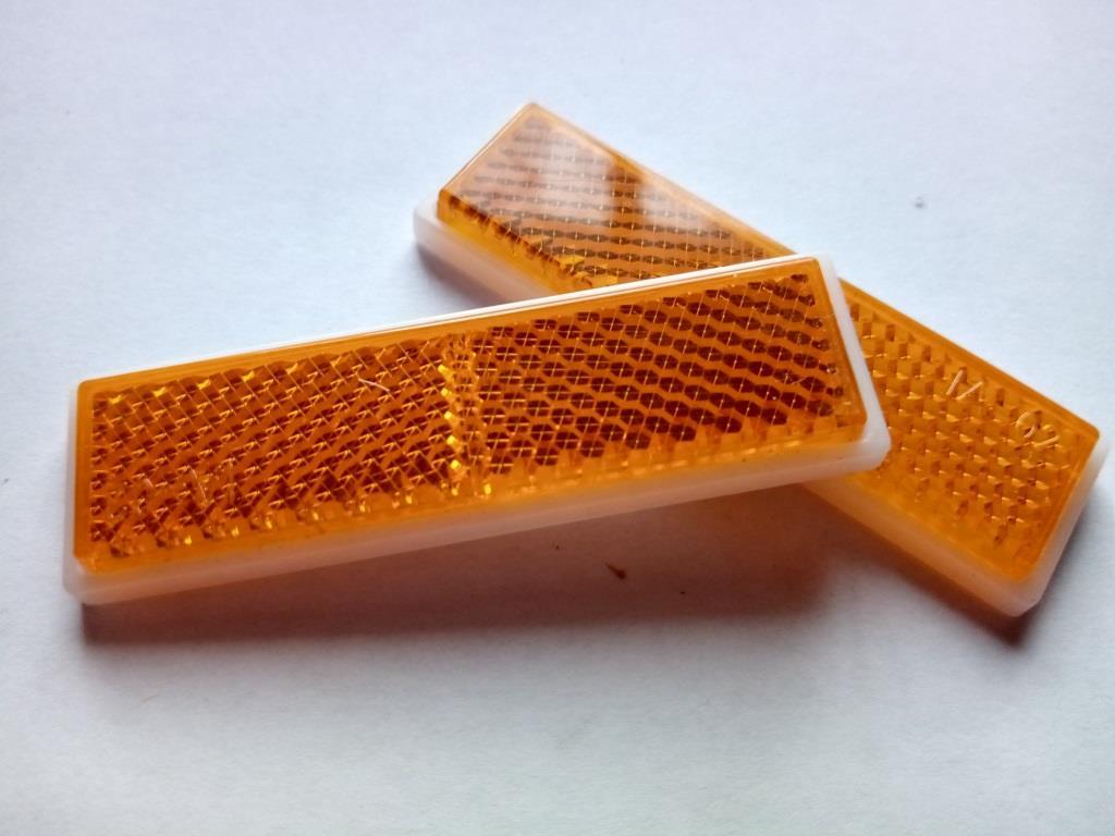 Жовтогарячий світловідбивач С2 на крило легкового причепа, фото 1