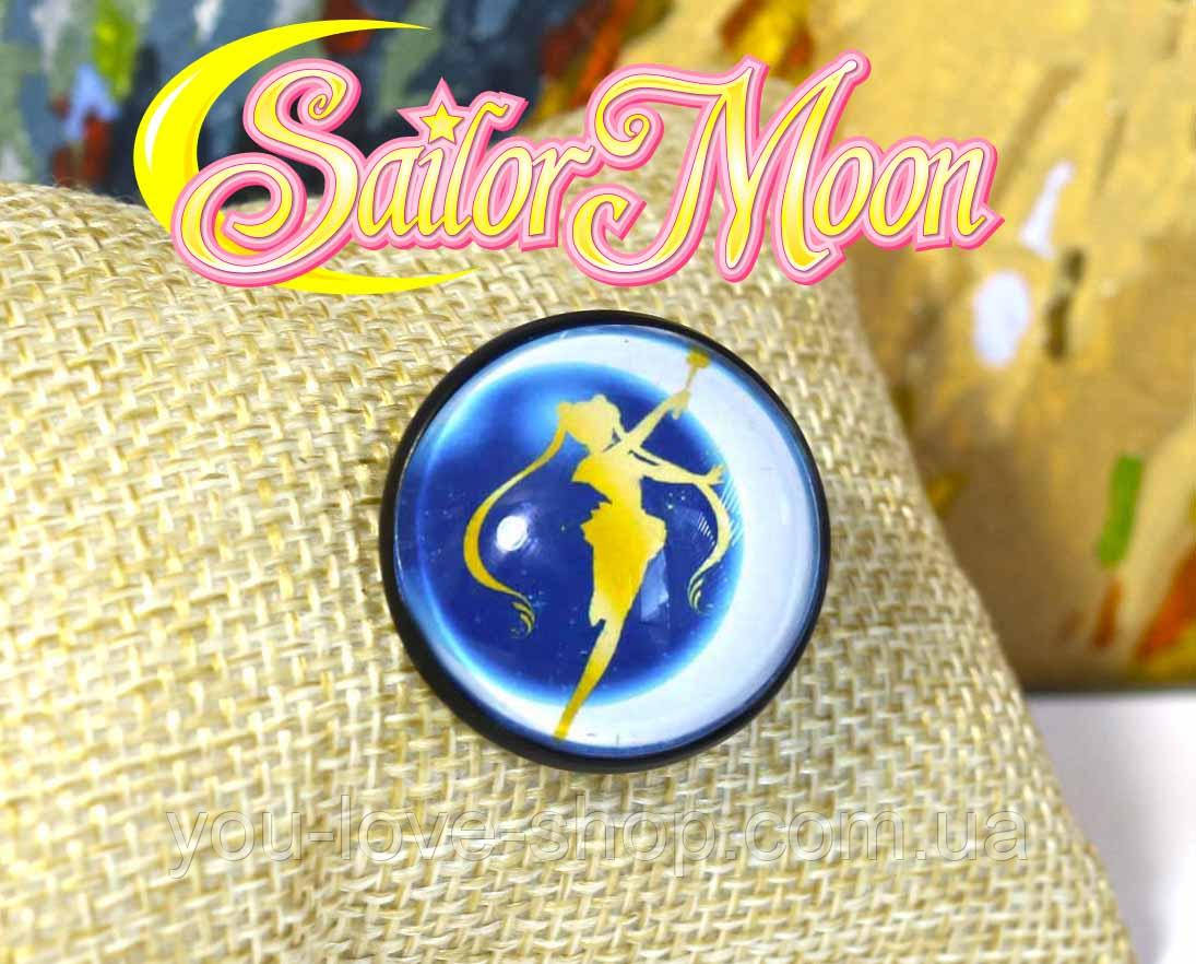 Значок із силуетом на синьому фоні Сейлор Мун / Sailor Moon., фото 1