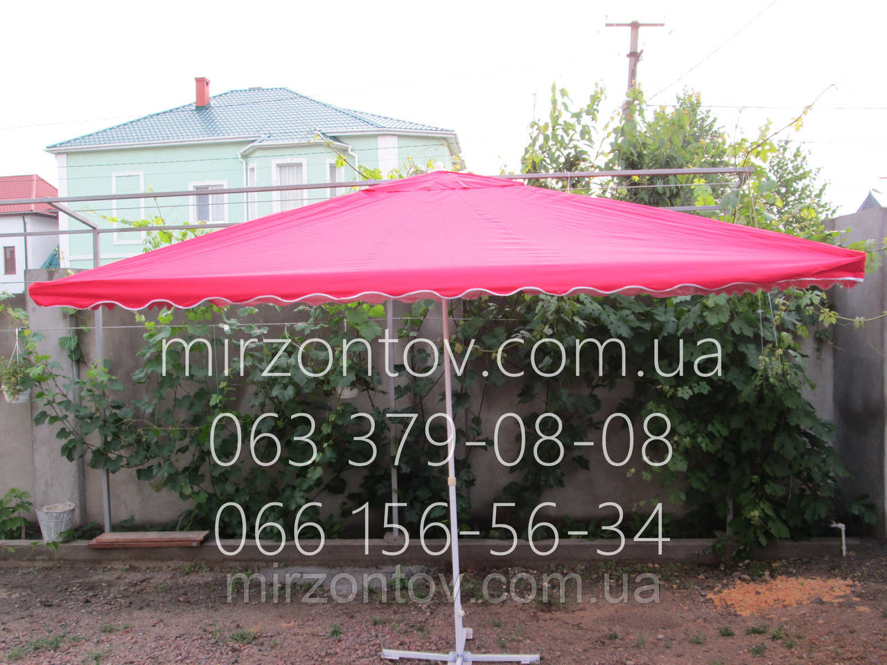 Торговый зонт 2,5х2,5 м с клапаном и серебряным напылением красный, синий, зеленый - фото 2 - id-p1192466197