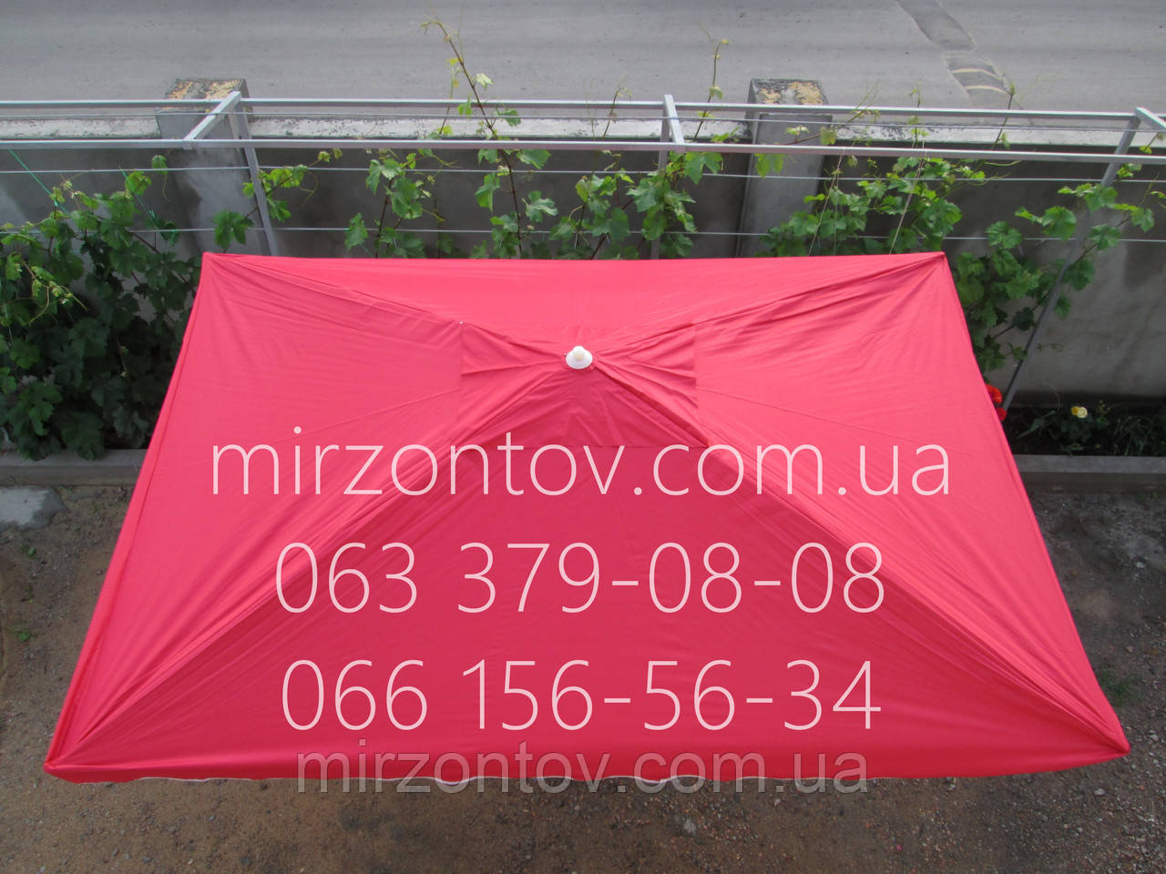 Торговый зонт 2,5х2,5 м с клапаном и серебряным напылением красный, синий, зеленый - фото 1 - id-p1192466197