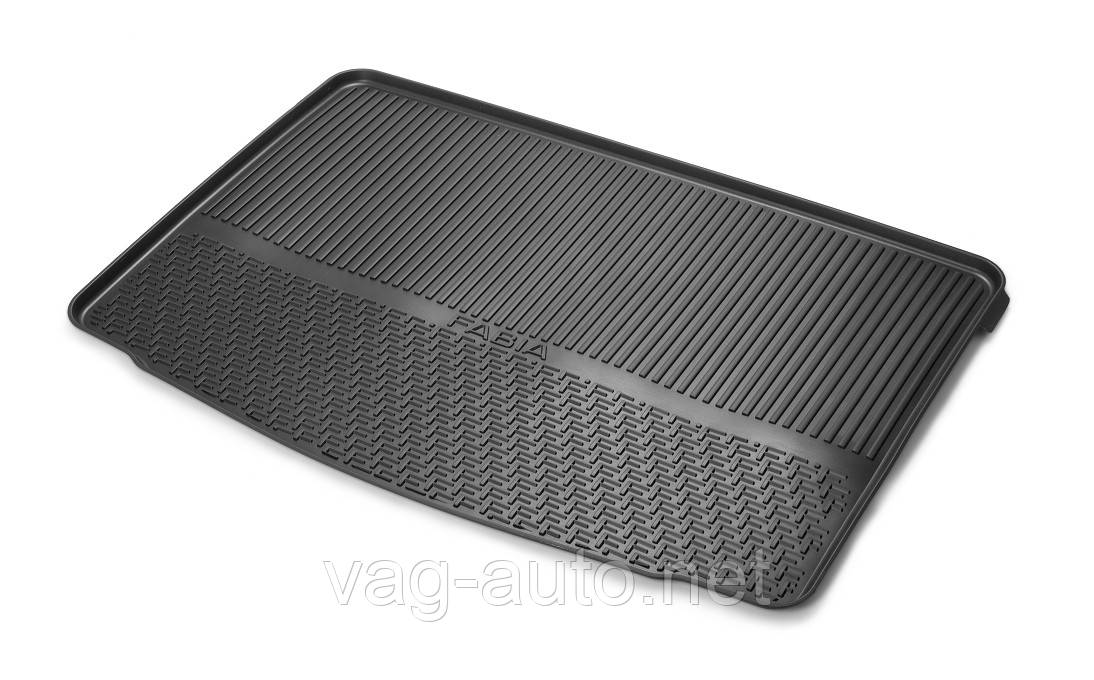Килимок в багажник пластиковий Fabia Combi III
