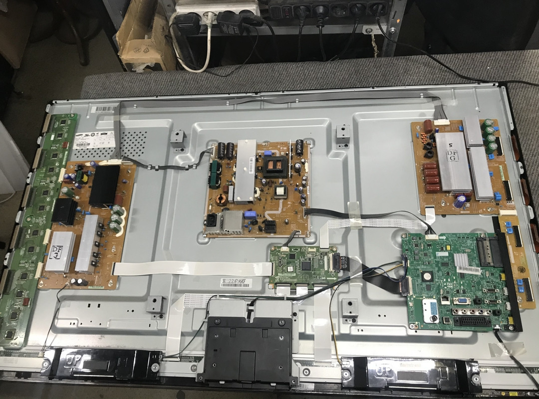 Запчастини до телевізора Samsung PS51D550C1W (BN44-00444A, LJ41-09423A (LJ92-01764A), LJ41-09429A)