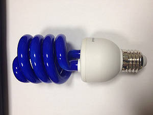 Енергоощадна лампа синього кольору Е27